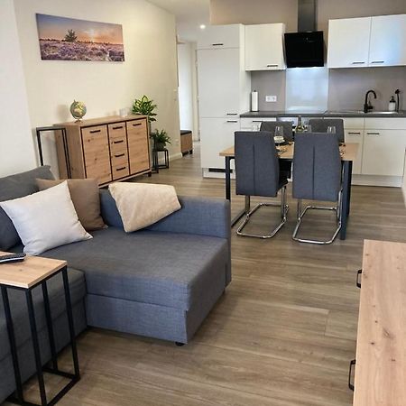 Moderne Ferienwohnung Mit Balkon 赫辛海姆 外观 照片