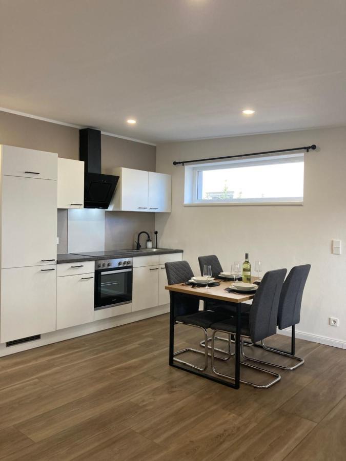 Moderne Ferienwohnung Mit Balkon 赫辛海姆 外观 照片