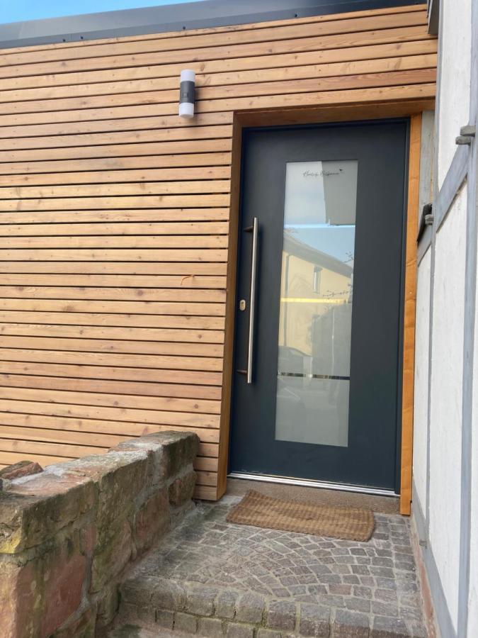 Moderne Ferienwohnung Mit Balkon 赫辛海姆 外观 照片